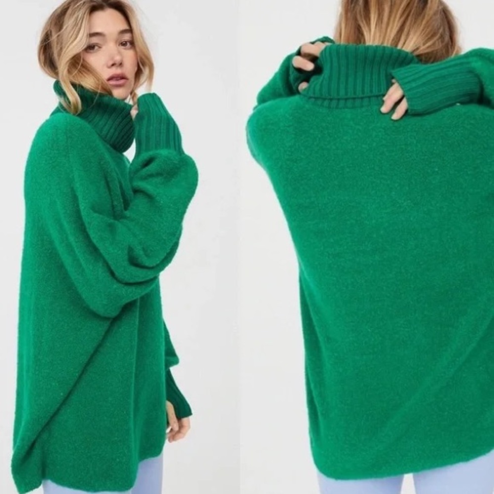 Aerie Offline Green Chillside Oversized Turtleneck Wool Blend Sweater